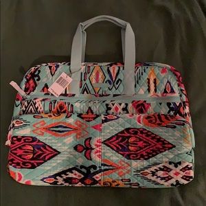 BNWT Vera Bradley Grand Traveler Bag in Pueblo